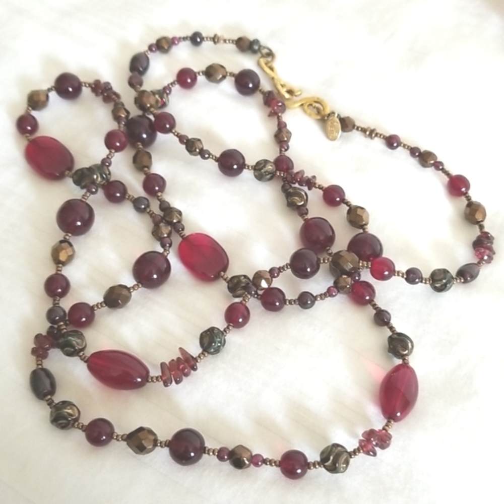 Mei Fa Gold Red Glass Bead Necklace